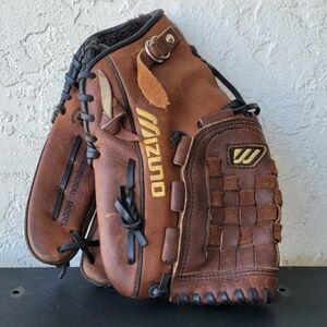 MIZUNO MVT 1150 Vintage Pro Model Baseball Glove 11.5 Leather LEFT Hand Thrower